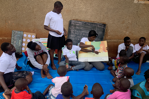 Children taking part in a learning activity at Read to Learn Foundation